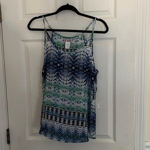 NWT Three Pink Hearts sheer tank top